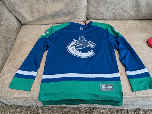 Nhl vancouver canucks - nhl, ice