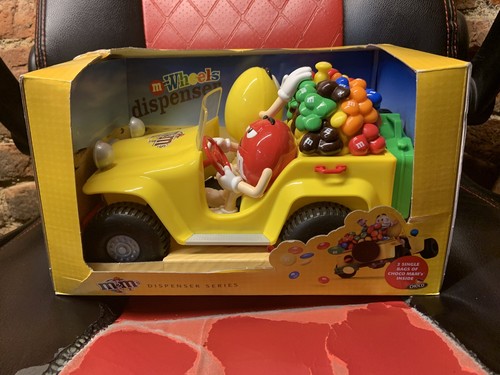 Yellow jeep sweet candy - yellow, sweet/candy