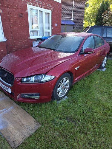 Jaguar x250 breaking 2 - jaguar,