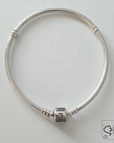 New pandora bracelet 20cm - new.,