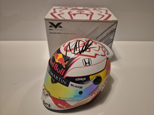 Max verstappen signed - max,