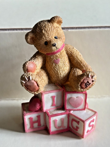 Cherished teddies love - i, hugs