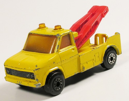 Matchbox ford wreck truck - matchbox,