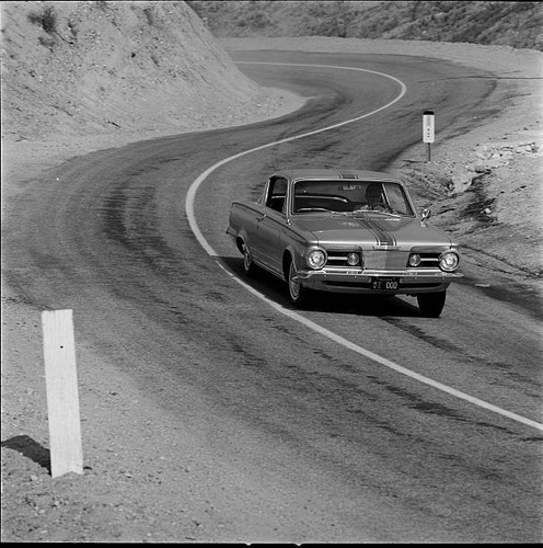 Motor racing 1965 plymouth - motor,
