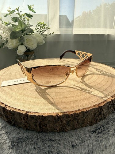Vintage oval chanel - vintage,