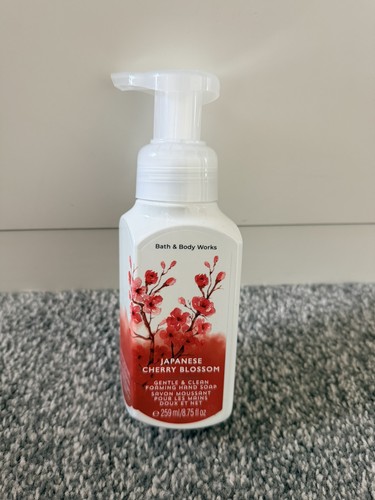 Bath body works foaming - &,