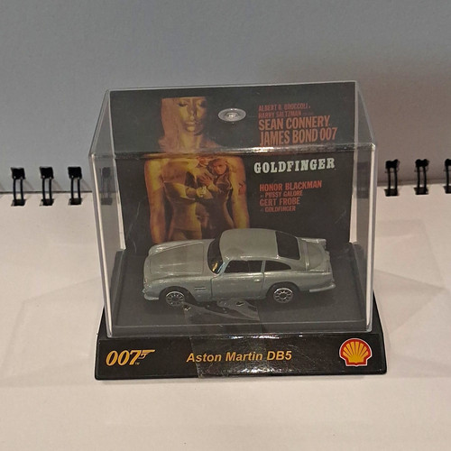 Model james bond aston - model,
