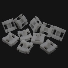 20 X You.S Fender Trim Clips