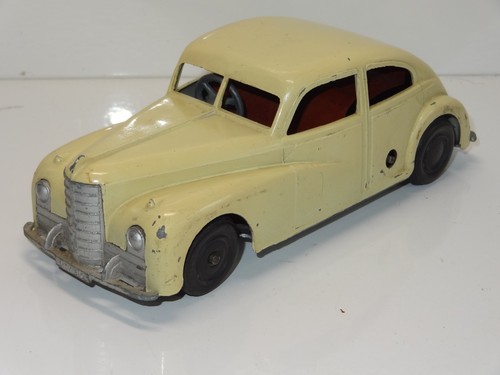 Mettoy castoy saloon car - castoy,