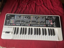 Roland Gaia SH-01 Synthesizer