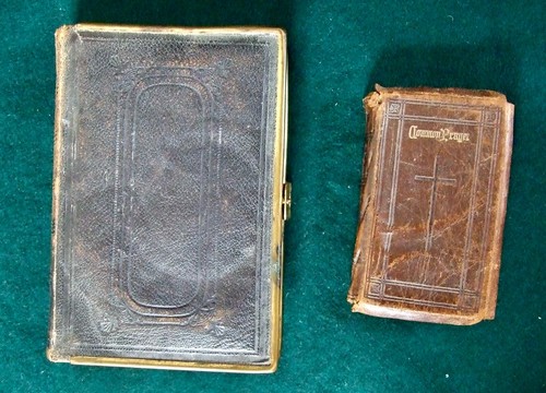 Holy bible 1872 metal - 1872,,
