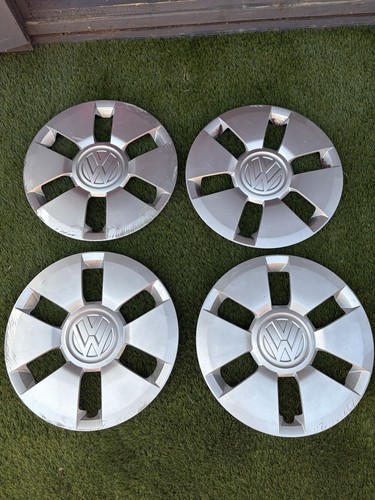 Wheel trims - up,