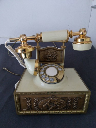 Vintage victorian art deco - or,
