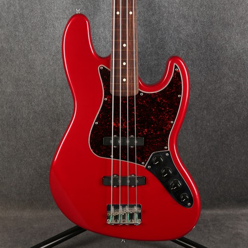 Fender mexican deluxe jazz - mexican,