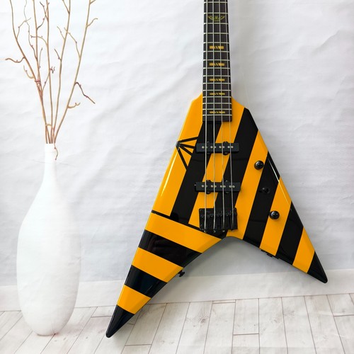 Black yellow hazard stripes - black,
