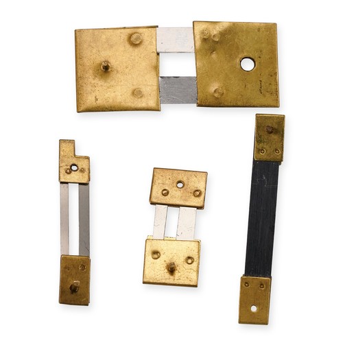 Common assorted clock - assorted,