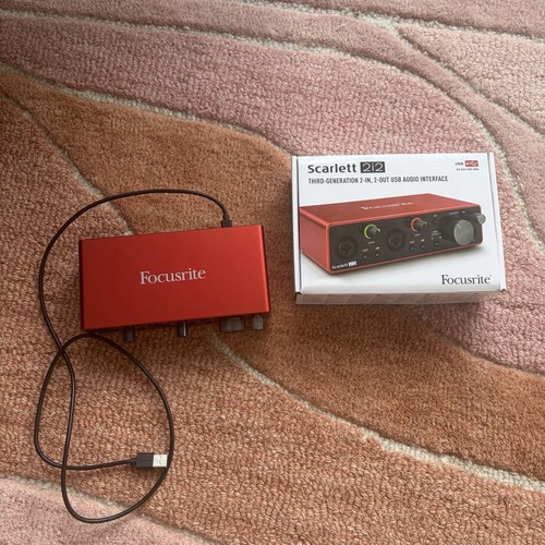Focusrite scarlett 2i2 usb - scarlett,