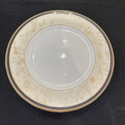 Wedgwood cornucopia 27cm - wedgwood,