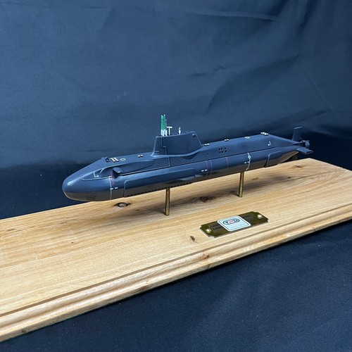 700 scale astute class - scale, royal
