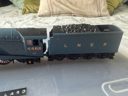 Hornby mallard 4468 like - mallard,