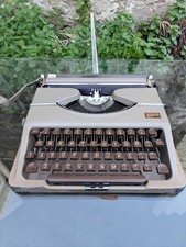 GOSSEN TIPPA TYPEWRITER. PICA