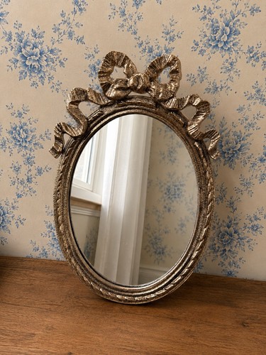 Gold oval bow mirror - oval, medium