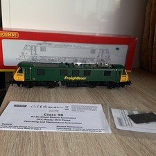Hornby 00 Gauge Freightliner Green Class 90 90046 R3077 DCC Ready, VGC