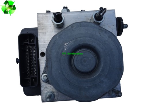 Nissan pulsar abs pump - pulsar,