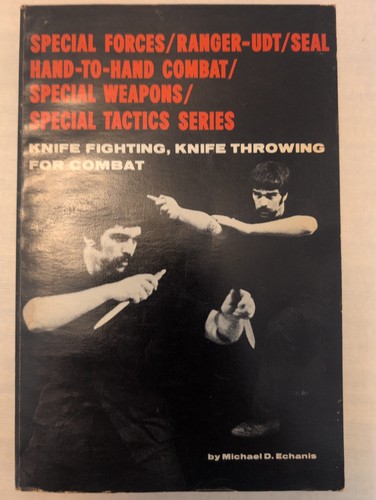 Knife fighting throwing - fighting,