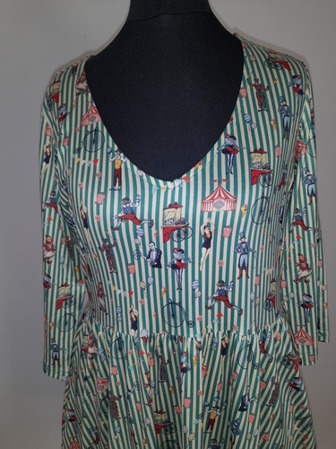 Dolly dotty circus - print, v