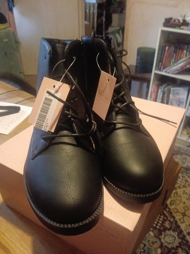 Merry scott women black - merry,