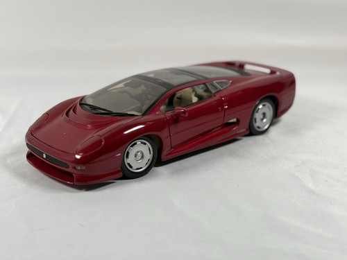 Maisto scale die - 1/18,