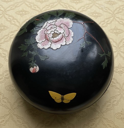 Old chinese black enamal - chinese,