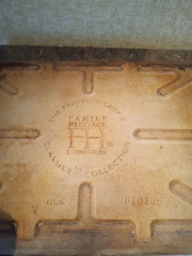 Family heritage stoneware the - family,