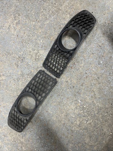 Pair front lower bumper - pair,