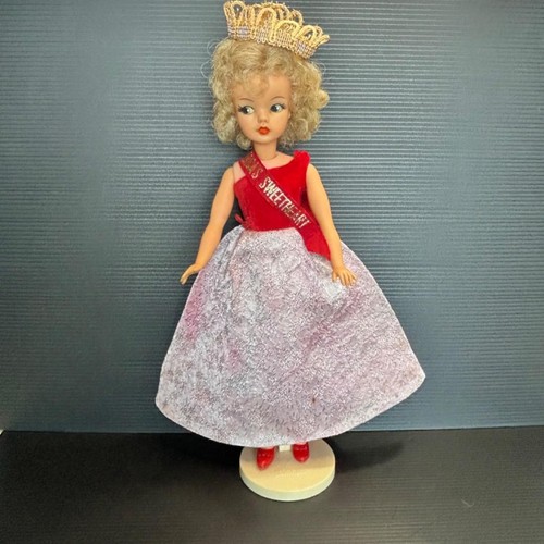 Vintage 1960s tammy - vintage, doll