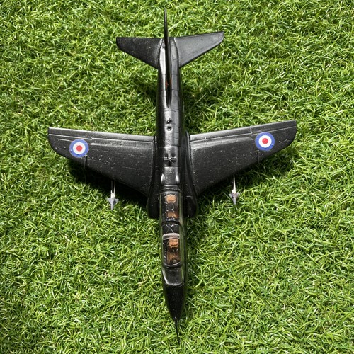 Scale plastic bae hawk - scale, 2