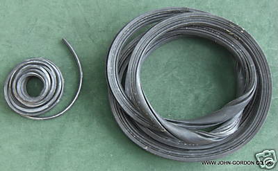 Jaguar front screen - front, seal