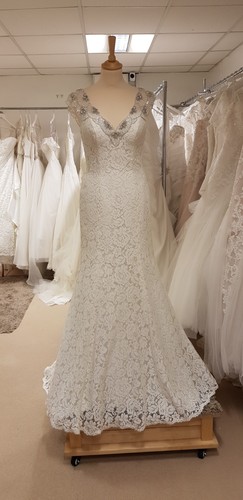 Amanda wyatt wedding dress - wedding,