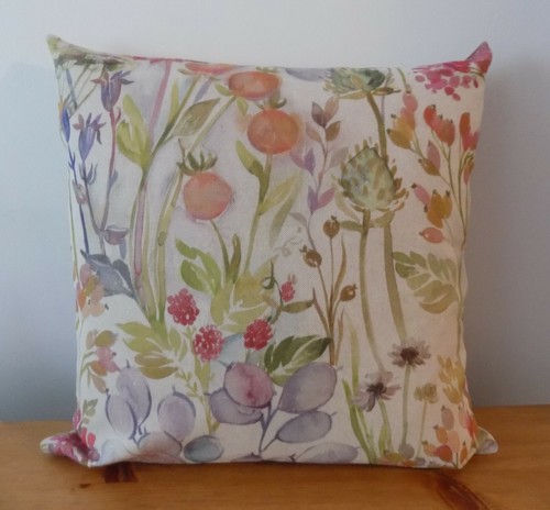 Voyage hedgerow autumn - voyage, cushion