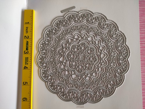 Tattered lace beautiful circle - tattered,