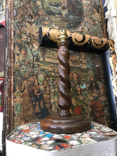 Early 20th century - 20th, oak
