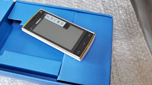 Nokia 16gb white - -,