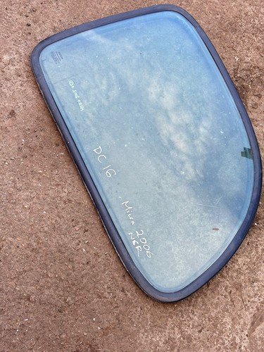 Nissan micra k11 window glass - micra,