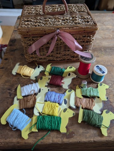 Vintage small wooden wicker - vintage,