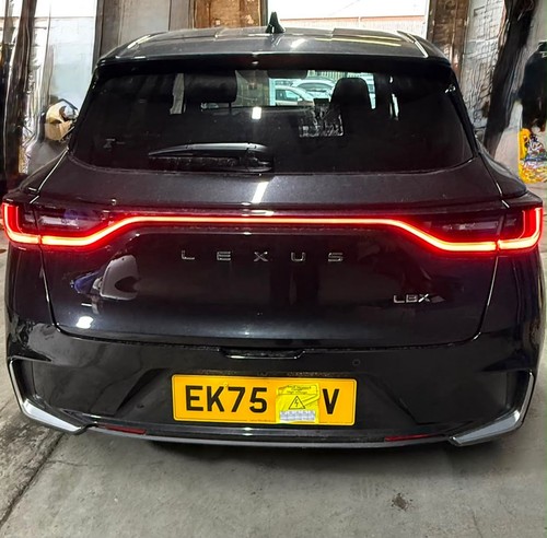 Lexus lbx 2025 breaking - lexus,