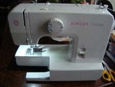 Singer 1408 Sewing Machine.