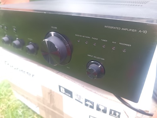 Nice pioneer stereo - pioneer,