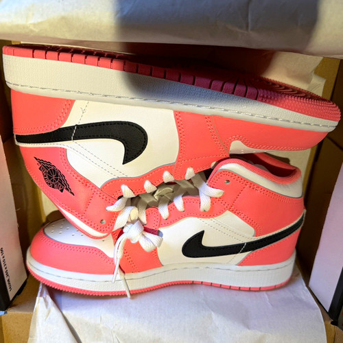 Jordan air mid - air,