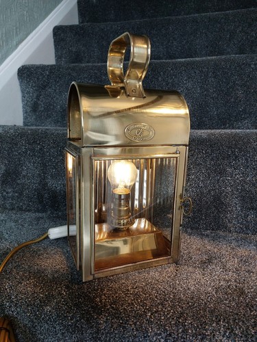 Vintage lantern light - ,